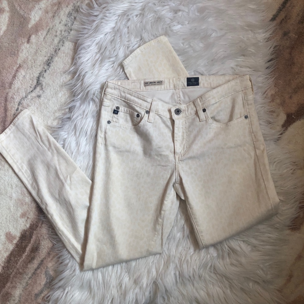 { AG Jeans } White & Cream Leopard Print Skinny